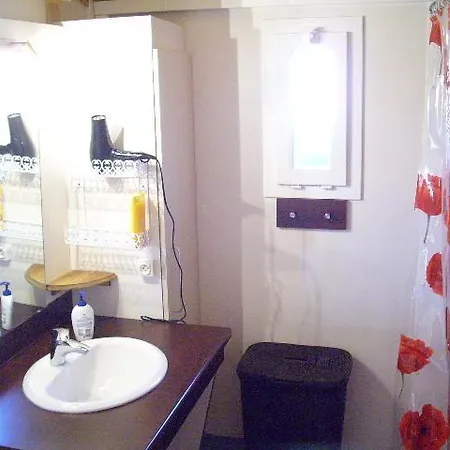 Дом отдыха Chalet Le Candy Monclar-de-Quercy